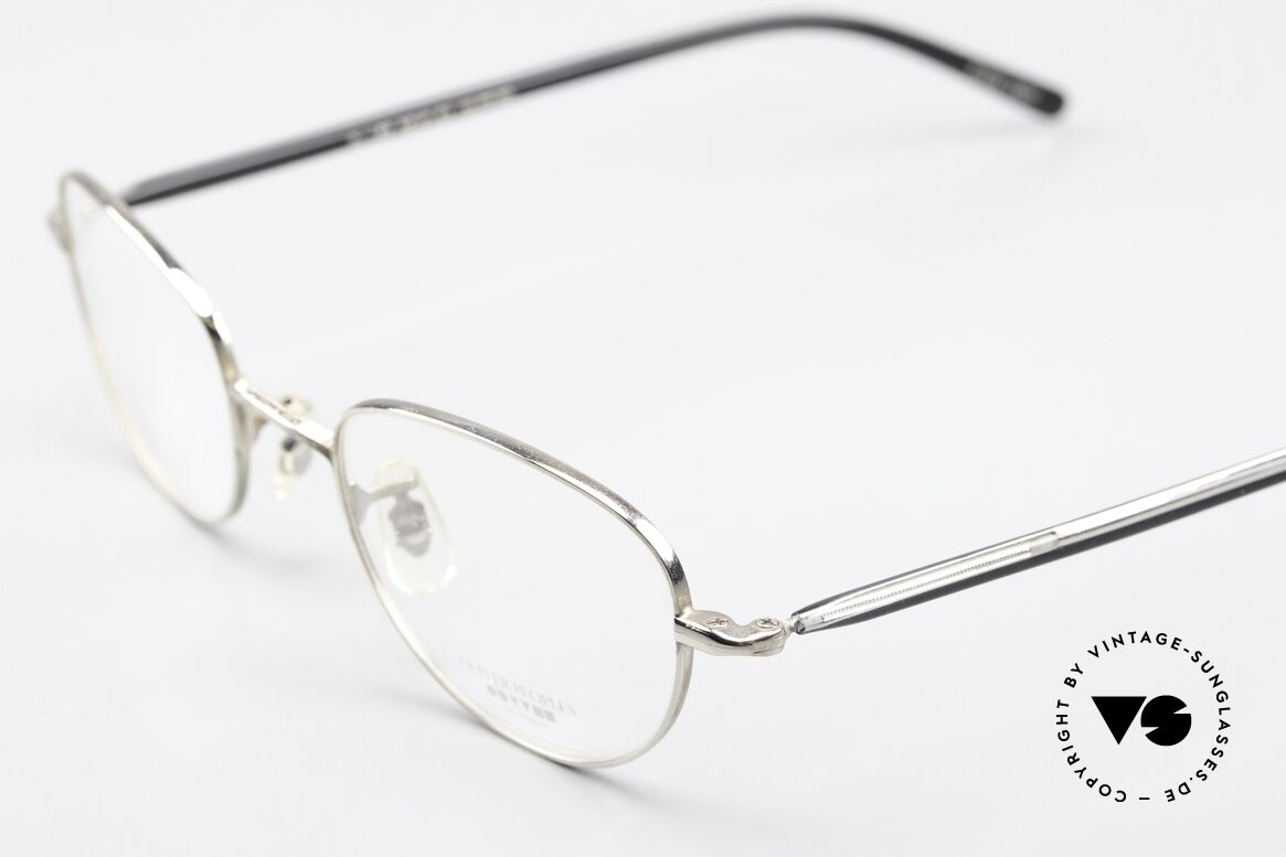 Oliver Peoples OP636 90er Brille Made in Japan, O.P. beschreibt sich selbst als "intellektuelle Designs", Passend für Herren und Damen