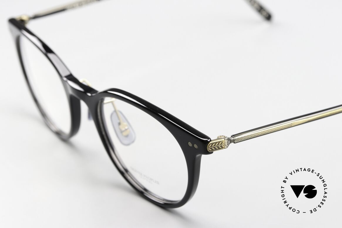 Oliver Peoples Elyo Klassische Brille Damen, ein Damenmodell aus dem Jahre 2019; made in Italy, Passend für Damen
