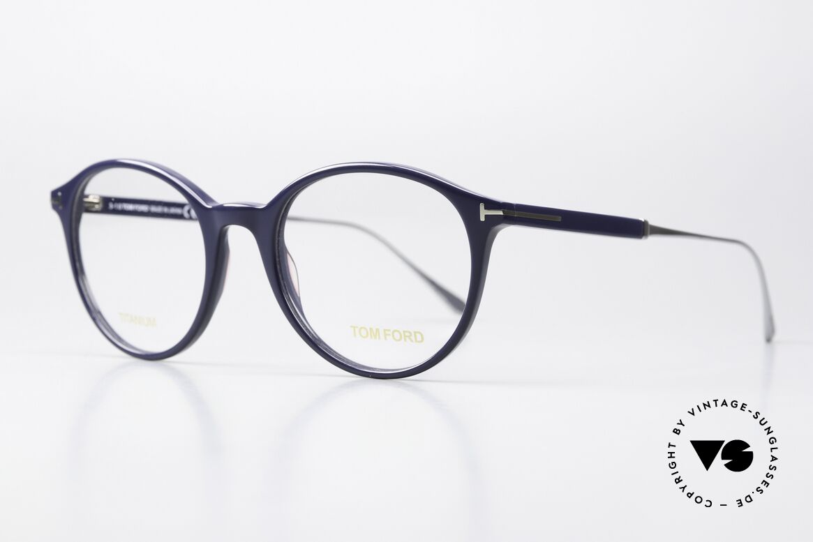 Tom Ford TF5485 Made in Japan Designerbrille, weibliches Panto-Design in dunkelblau und Titan, Passend für Damen