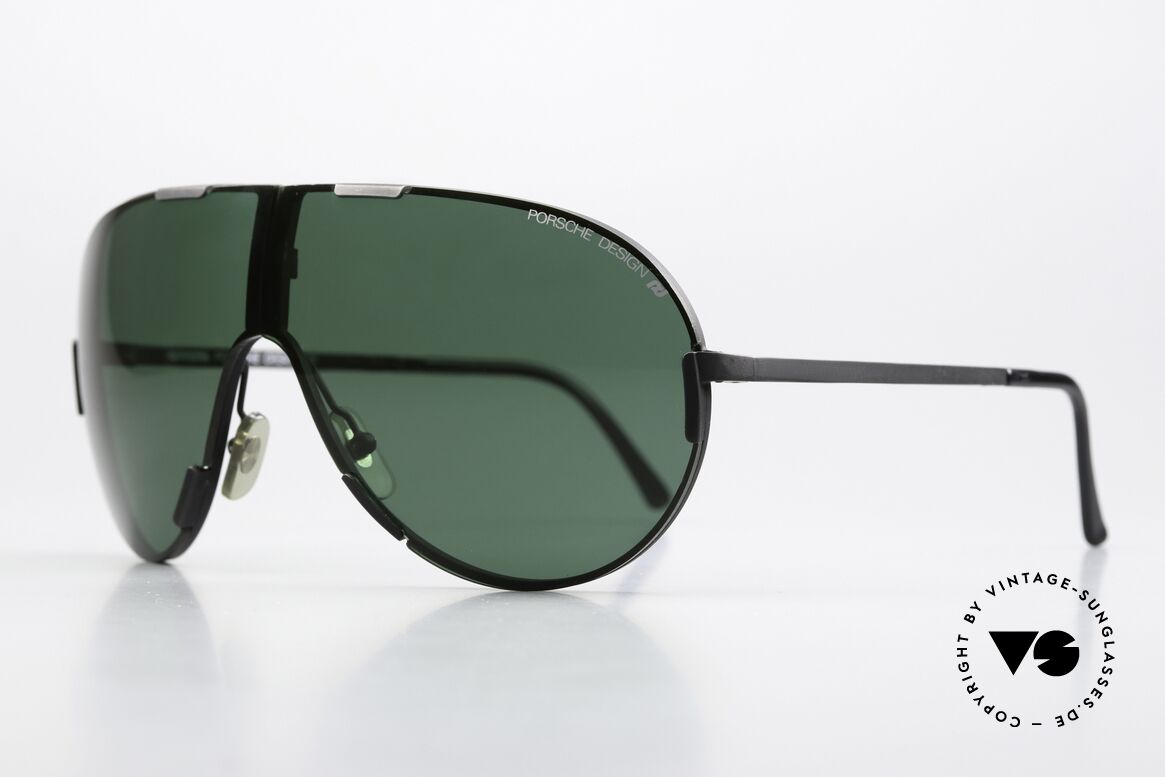 Porsche 5629 Herren Sonnenbrille Faltbar, getragen v. David Beckham (bei US Ankunft), Passend für Herren