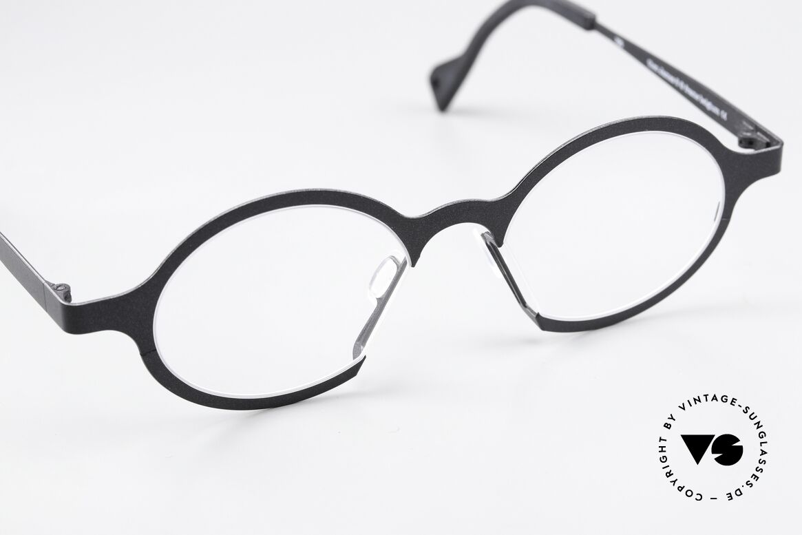 Theo Belgium James 6 Markante Designerbrille, Größe 47-18 in Color Code 705 (schwarz metallic), Passend für Herren und Damen