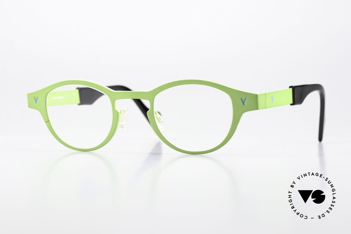 Theo Belgium Seventeen Titanium Brille In Mintgrün, markant runde Designerbrille v. THEO Belgium, Passend für Herren und Damen