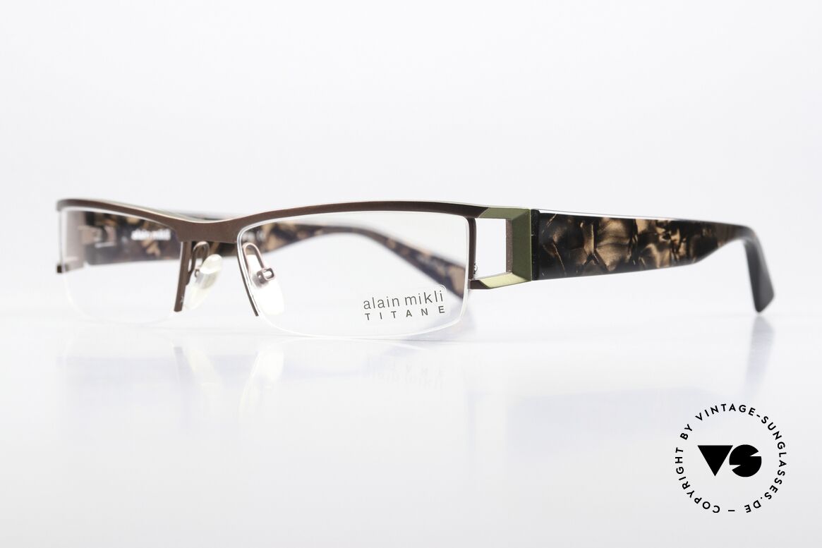 Alain Mikli AL0867 Titanium Designerbrille, enorm hochwertig mit flexiblen Federscharnieren, Passend für Herren