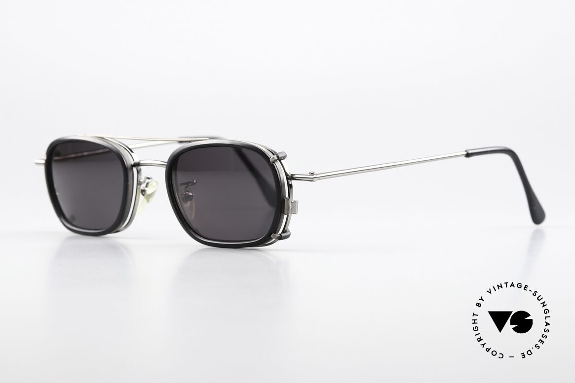 Christian Roth 2404 Brille Gunmetal Mit Sun Clip, eckige Metallbrille: Glashöhe 34mm, Glasbreite 48mm, Passend für Herren und Damen