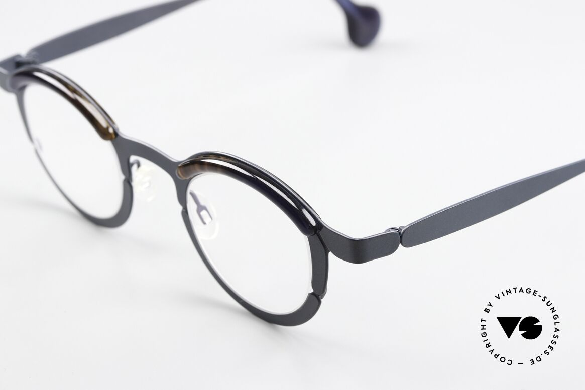 Theo Belgium Piece Runde Brille Unisex Panto, ungetragen; wie alle unsere vintage Theo Brillen, Passend für Herren und Damen