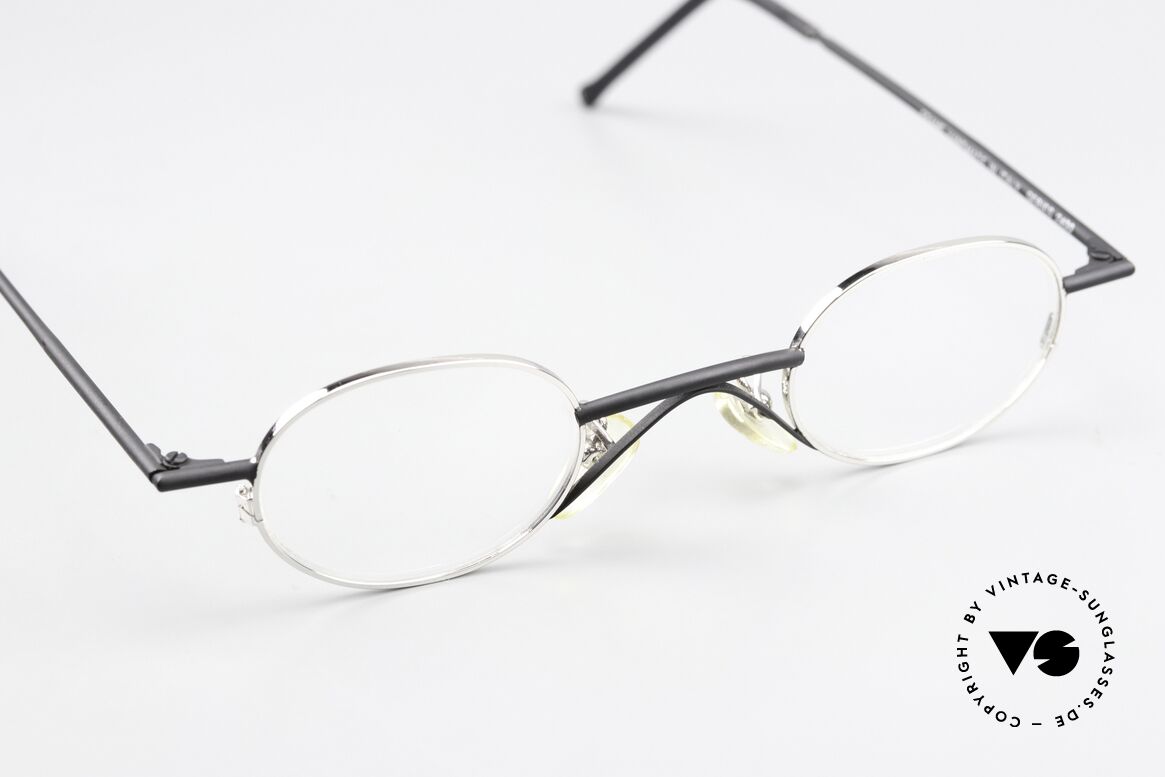 Christian Roth 2400 Kleine Ovale 90er Brille, puristisch, reduziert = Rahmendesign: Bauhaus Stil, Passend für Herren und Damen