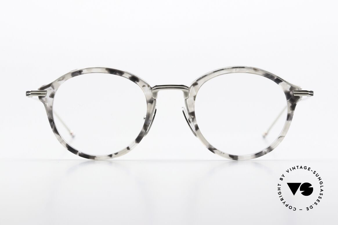 Thom Browne TBX908 Sehr Stilvolle Pantobrille, Titanium-Fassung mit Azetat-Ringen, in Größe 46-21, Passend für Herren
