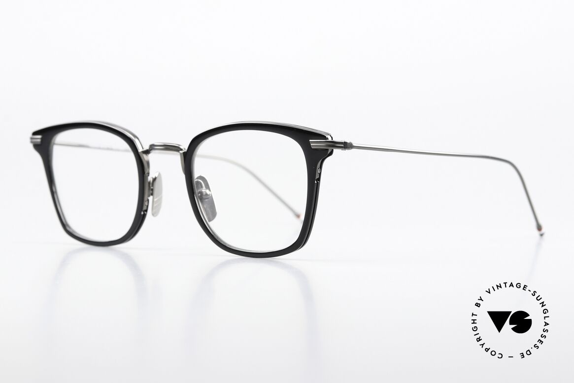 Thom Browne TBX905 Sehr Stilvolle Eckige Brille, wirklich stilvoll & in Spitzenqualität, made in Japan, Passend für Herren