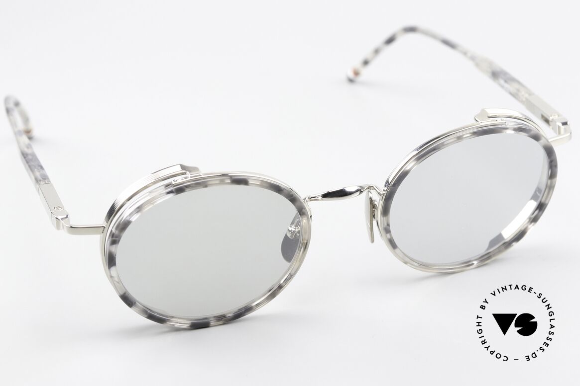 Thom Browne TBS813 Entspiegelte Sonnengläser, ein edles Designer-Accessoire für alle Mode-Liebhaber, Passend für Herren