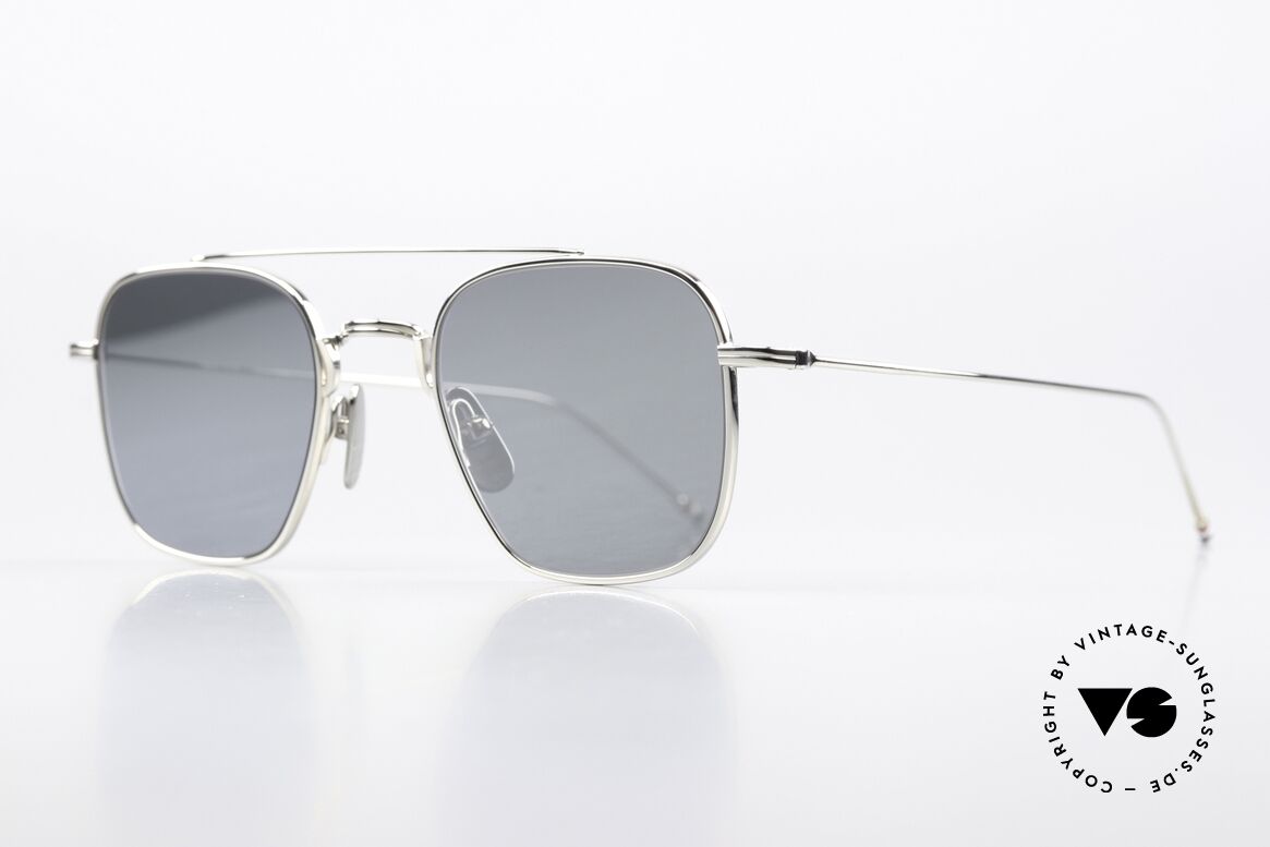 Thom Browne TBS907 Silber Verspiegelte Gläser, wirklich stilvoll & in Spitzenqualität, made in Japan, Passend für Herren