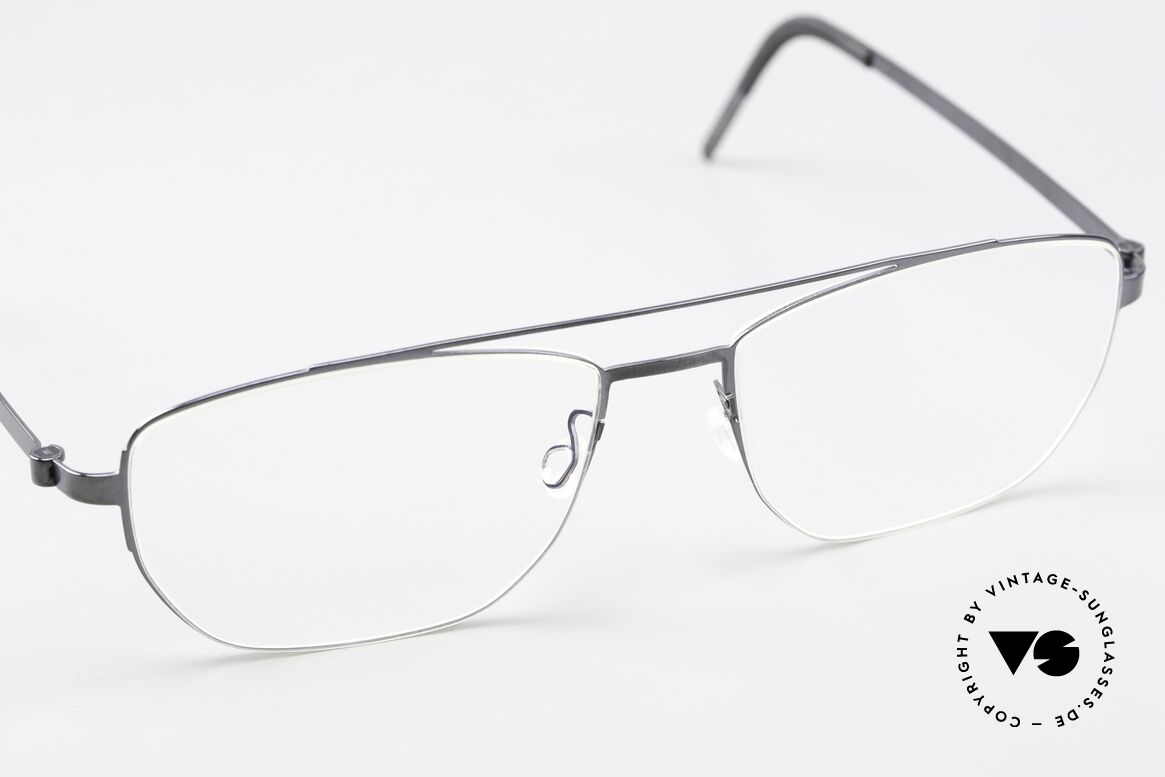 Lindberg 9618 Strip Titanium Designerbrille Grau Poliert, ungetragenes Designerstück mit orig. Etui von Lindberg, Passend für Herren und Damen