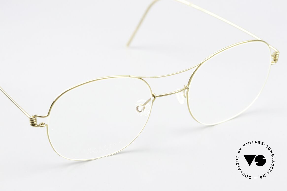 Lindberg Rasmus 47 Air Titan Rim Titan Brille Gold Glänzend, ungetragenes Einzelstück + orig. Lindberg Magnet-Etui, Passend für Herren und Damen