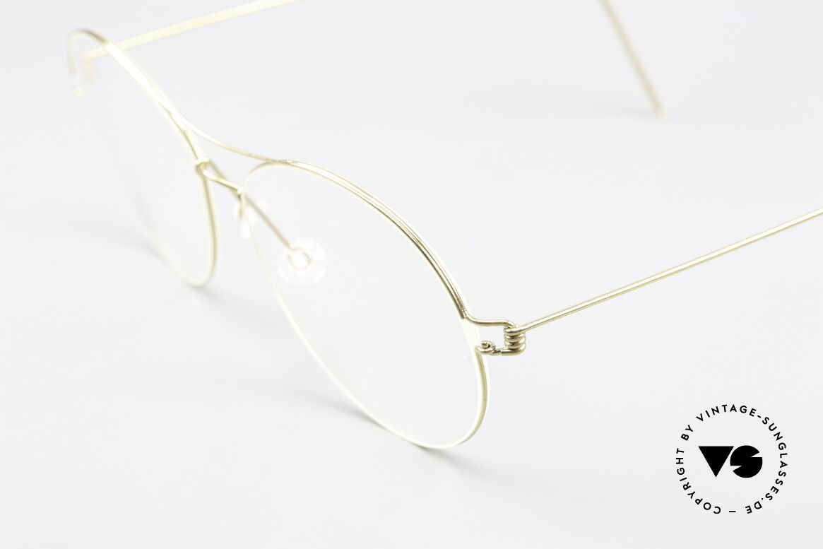 Lindberg April Air Titan Rim Titan Brille Gold Glänzend, extrem stabile Fassung, flexibel & elastisch, und nur 3g, Passend für Damen