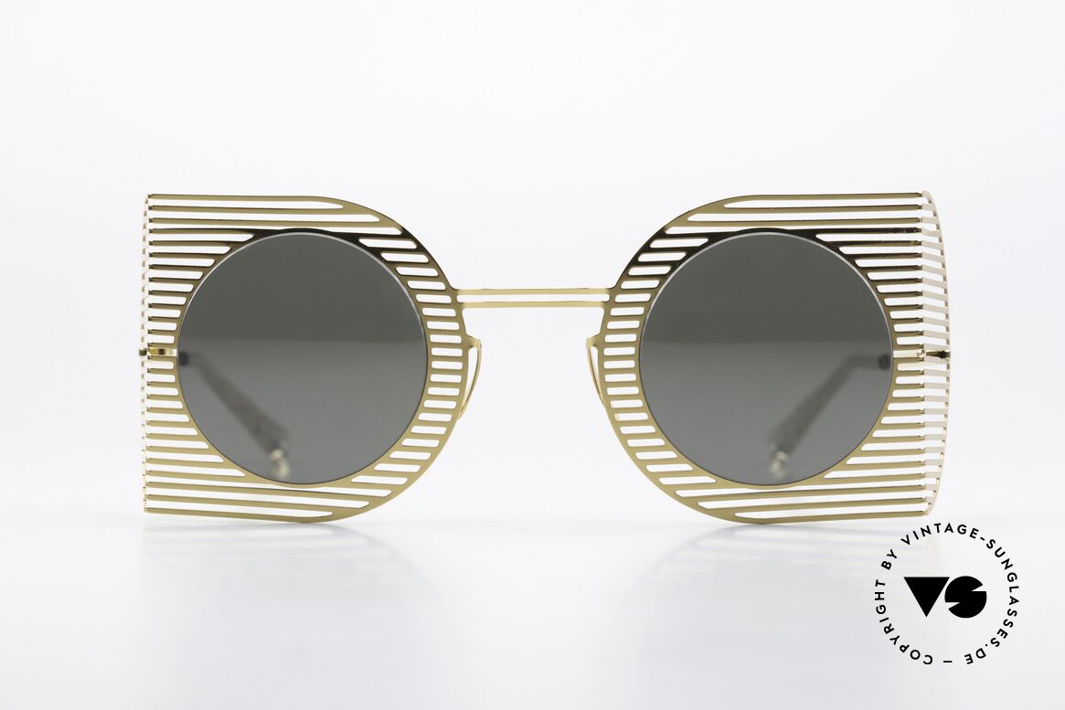 Mykita Studio 1.3 Eyecatcher Sonnenbrille Ladies, Farbcode 929: Gold Mirror Black (leicht verspiegelt), Passend für Damen