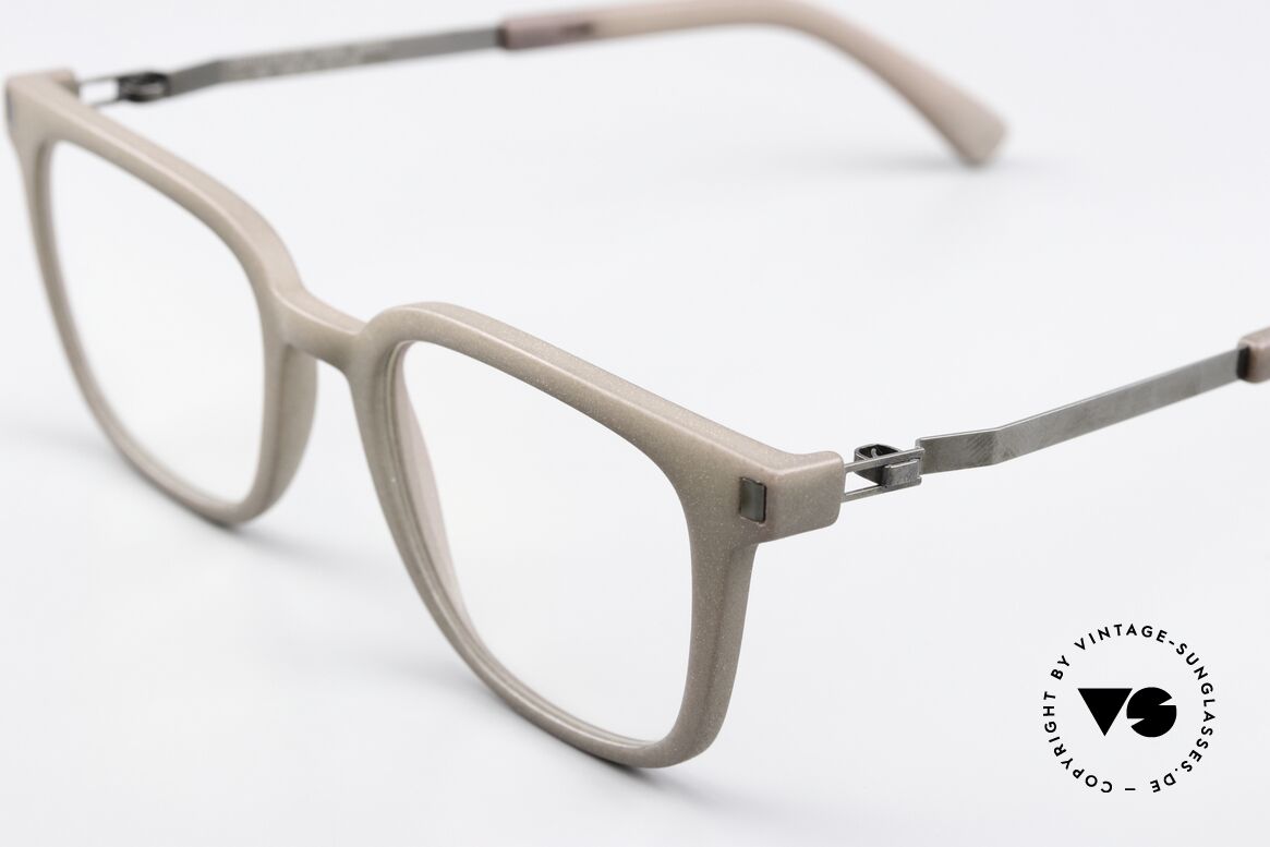 Mykita Mylon Barley Wirkt Live Etwas Dunkler, die Farbe ist live etwas DUNKLER (braungrau), Passend für Herren und Damen