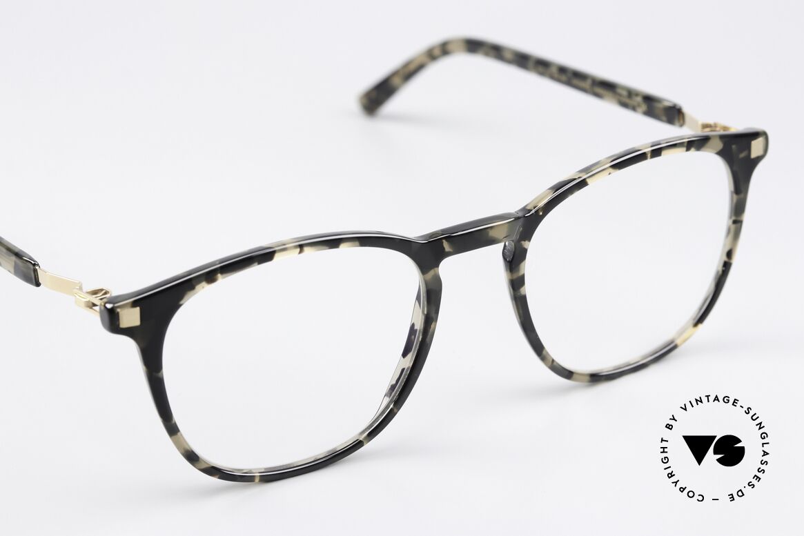 Mykita Aluki Interessantes Rahmenmuster, ungetragenes Exemplar von 2018 mit Etui von Mykita, Passend für Herren und Damen
