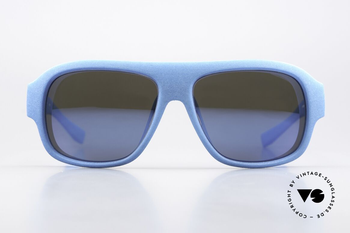 Mykita Mylon Titan Blau Verspiegelte Gläser, massives Design in XL Größe 61/15 für Herren, Passend für Herren