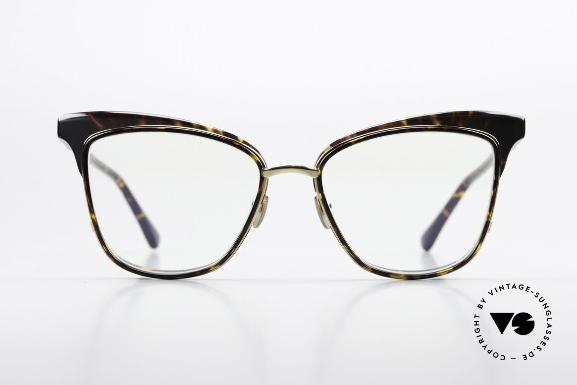 DITA Willow Damenbrille Azetat Titan, eine grandiose Azetat-Fassung mit Titanium-Inlay, Passend für Damen