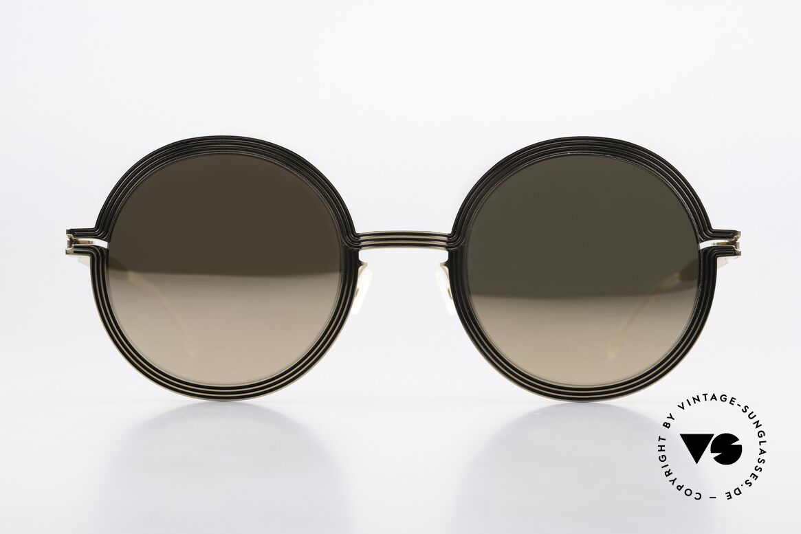 Mykita Studio 6.3 XXL Brille Gold Verspiegelt, inspiriert von der optischen Illusionskunst 1960's, Passend für Damen
