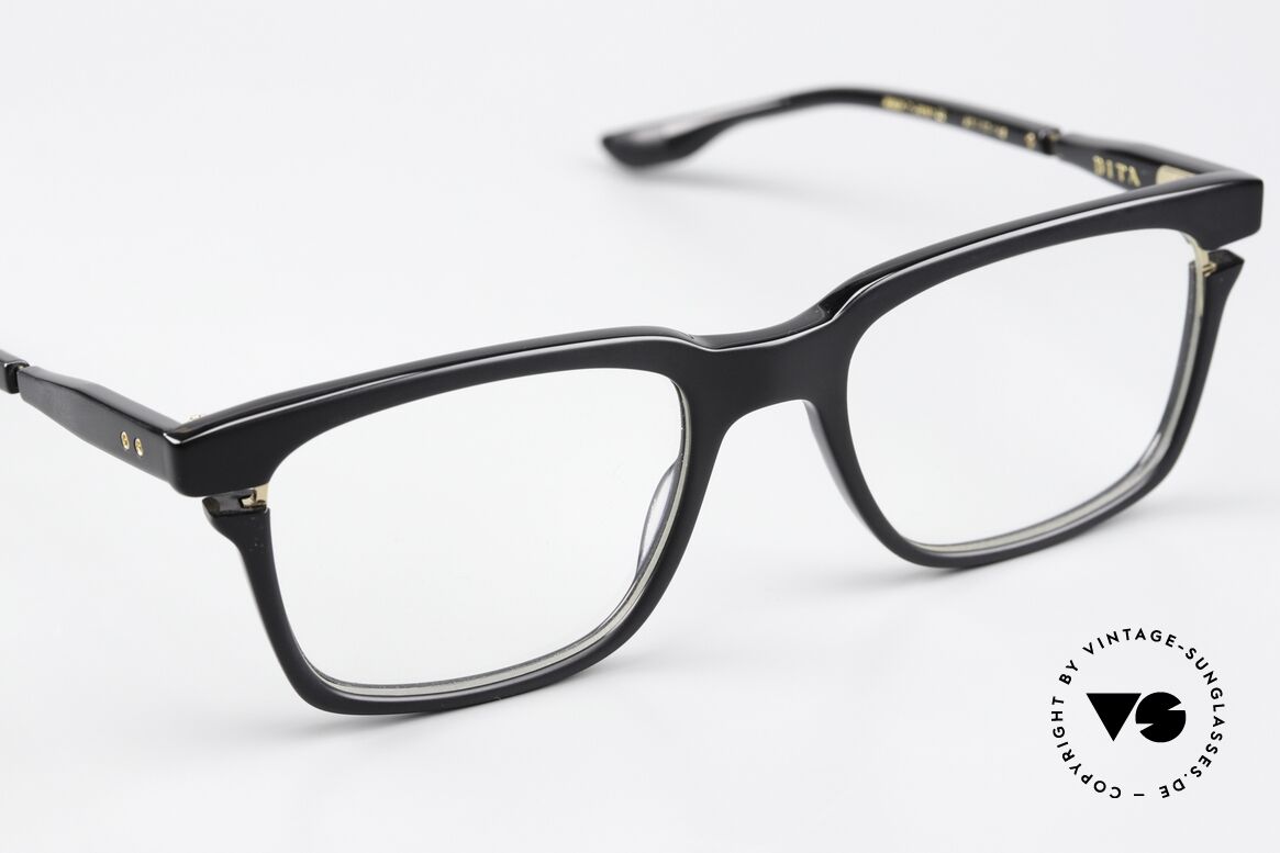 DITA Avec Sehr Markante Herrenbrille, eine Kombination aus Luxus & "Los Angeles Lifestyle", Passend für Herren