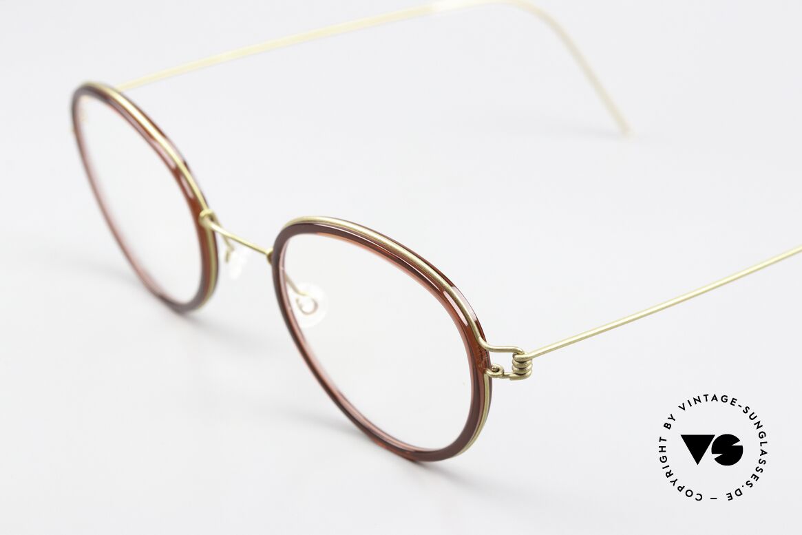 Lindberg Jackie 46 Air Titan Rim Damenbrille Weinrot Gold, goldene Titanium-Fassung mit Inner-Rand in 'Weinrot', Passend für Damen