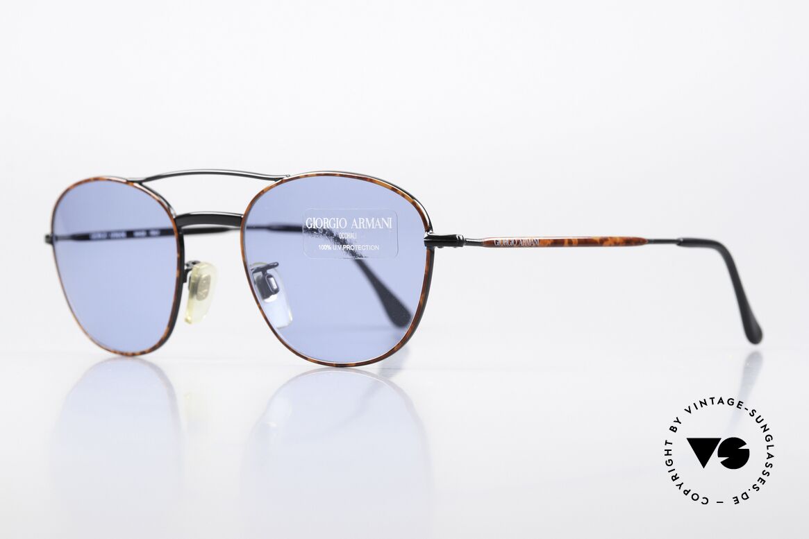 Giorgio Armani 605 Sonnenbrillen Klassiker 90er, dezente Rahmen-Kolorierung in "kastanie / schwarz", Passend für Herren