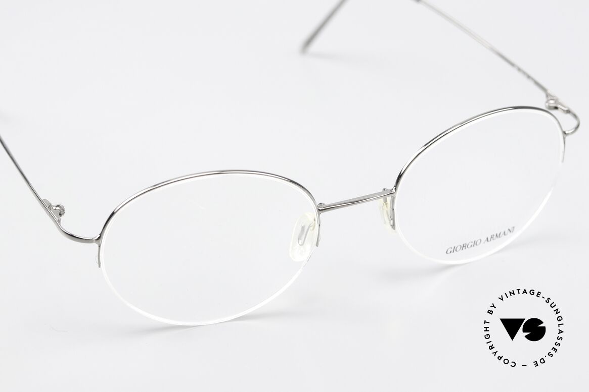 Giorgio Armani 27 Runde 90er Nylor Fassung, eleganter Stil; halb randlose Fassung mit Nylorfaden, Passend für Herren und Damen