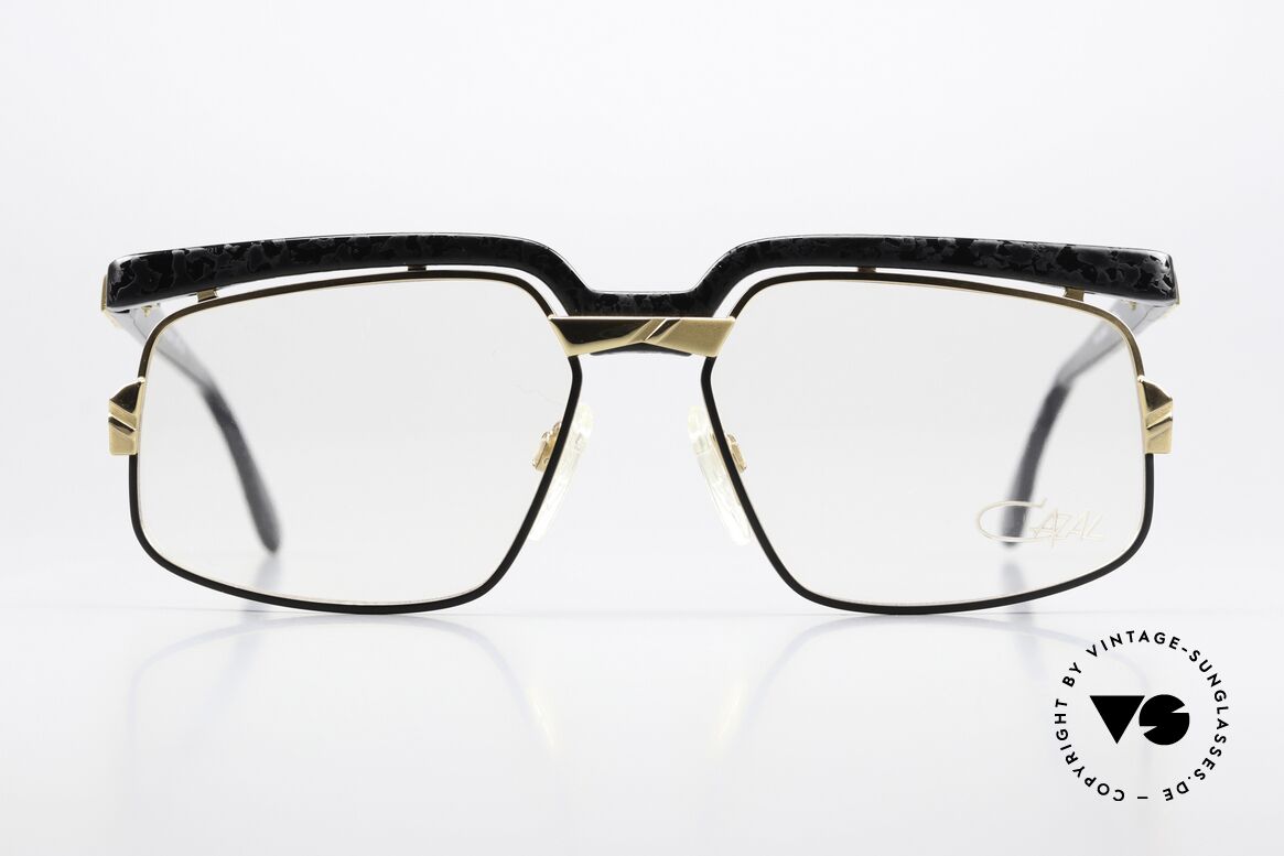 Cazal 246 Echte 90er Designer-Brille, tolle Designelemente & einzigartiges Rahmenmuster, Passend für Herren und Damen