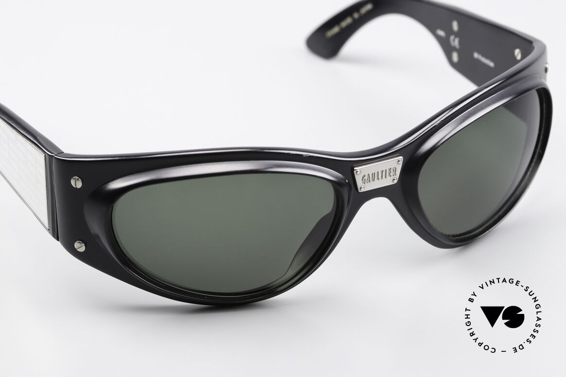 Jean Paul Gaultier 56-5001 Wrap Steampunk Sonnenbrille, ungetragen (wie alle unsere vintage Gaultier Brillen), Passend für Herren