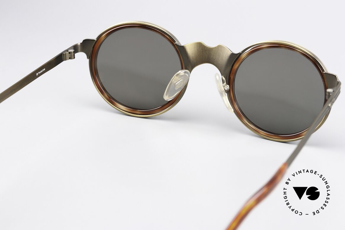 Jean Paul Gaultier 56-3272 Ultra Rare Runde 90er Brille, ungetragen (wie alle unsere vintage Gaultier Brillen), Passend für Herren und Damen