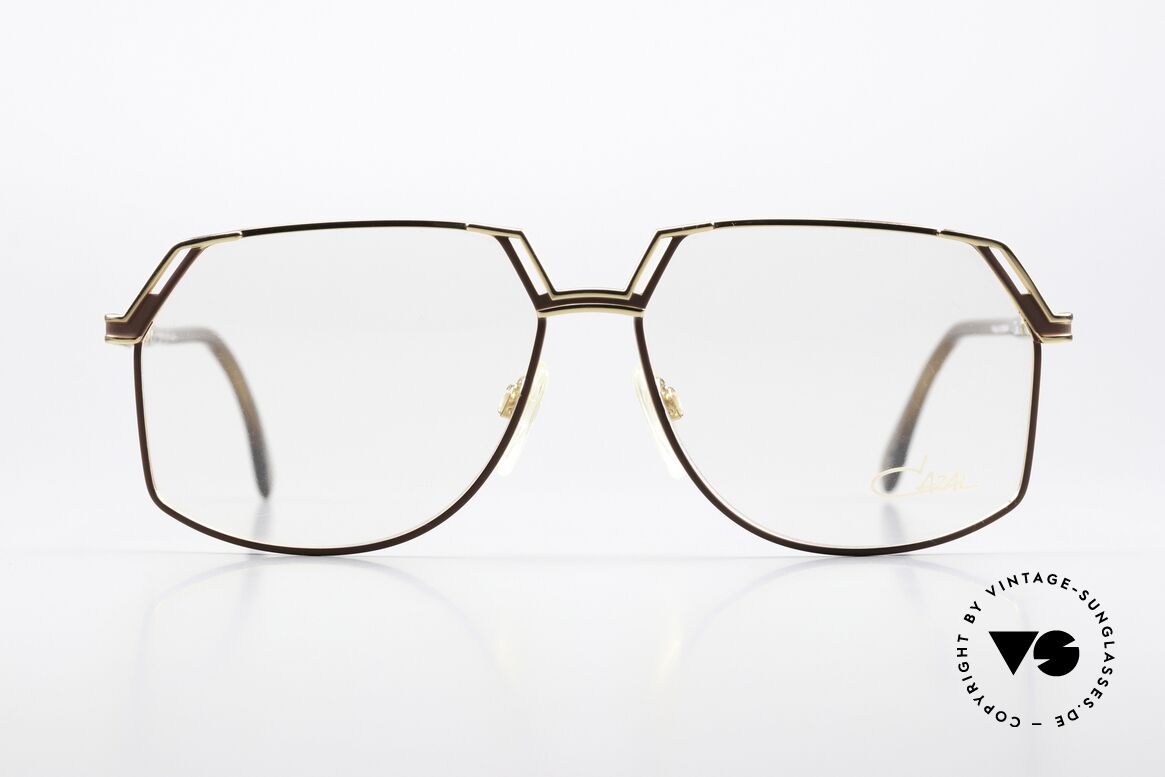 Cazal 738 True Vintage Herren Brille, Rahmen aus robustem Metall und mit Kunststoffbügeln, Passend für Herren