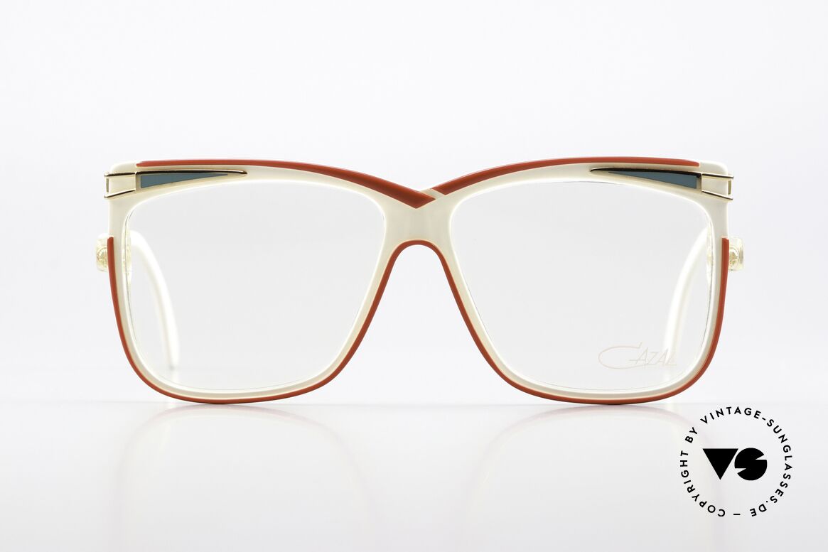 Cazal 168 1980er Brille Eye-Catcher, puristisch & verspielt zugleich; einfach ein Hingucker, Passend für Damen