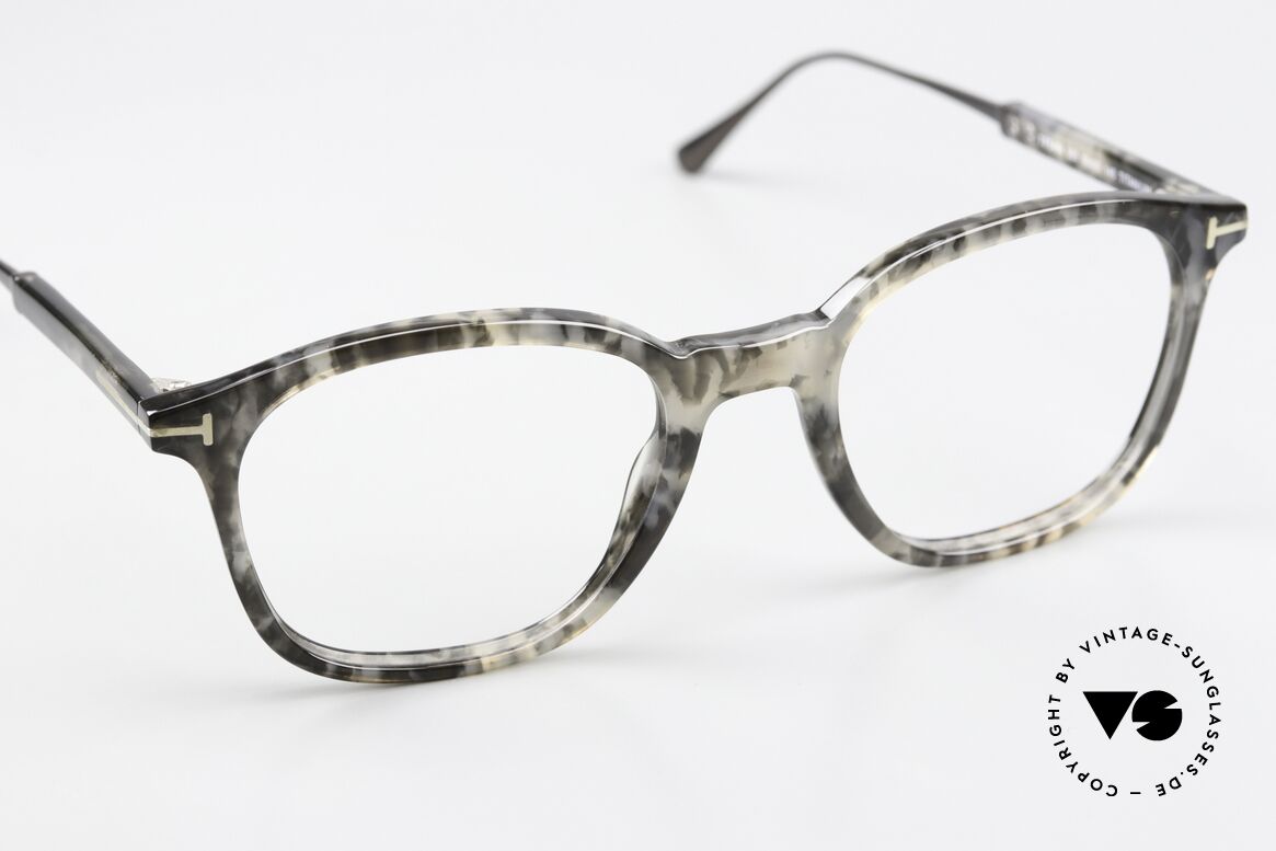 Tom Ford TF5484 Herren Designer Brille Titan, regulärer VK bei Marktpräsentation war 399,- Euro, Passend für Herren