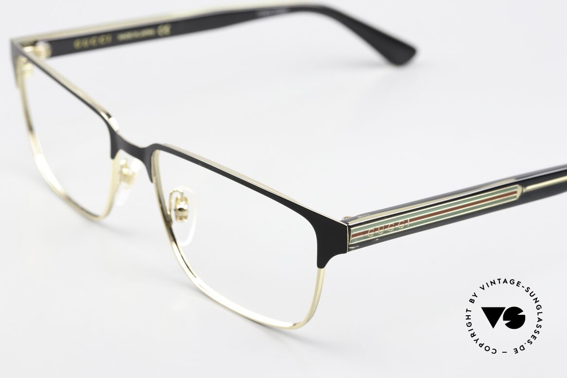 Gucci GG0383O Eckige Herrenbrille Metall, Brillenfassung in Top-Qualität; MADE IN JAPAN, Passend für Herren