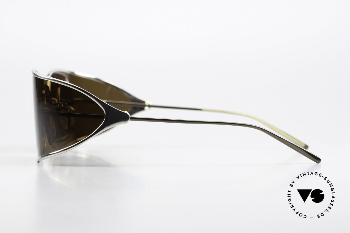 Christian Roth 14004 Kleine Brille Grosser Clip-On, somit zwei Brillen in einem Modell, einfach praktisch, Passend für Herren und Damen