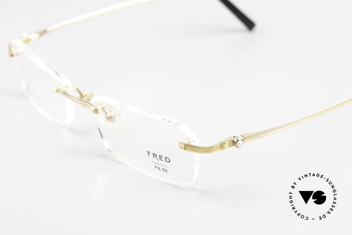 Fred Sainte-Lucie Bügeldekor Mit Echter Perle, zeitlose, randlose Luxusbrille mit F2-Glasform (53mm), Passend für Herren und Damen