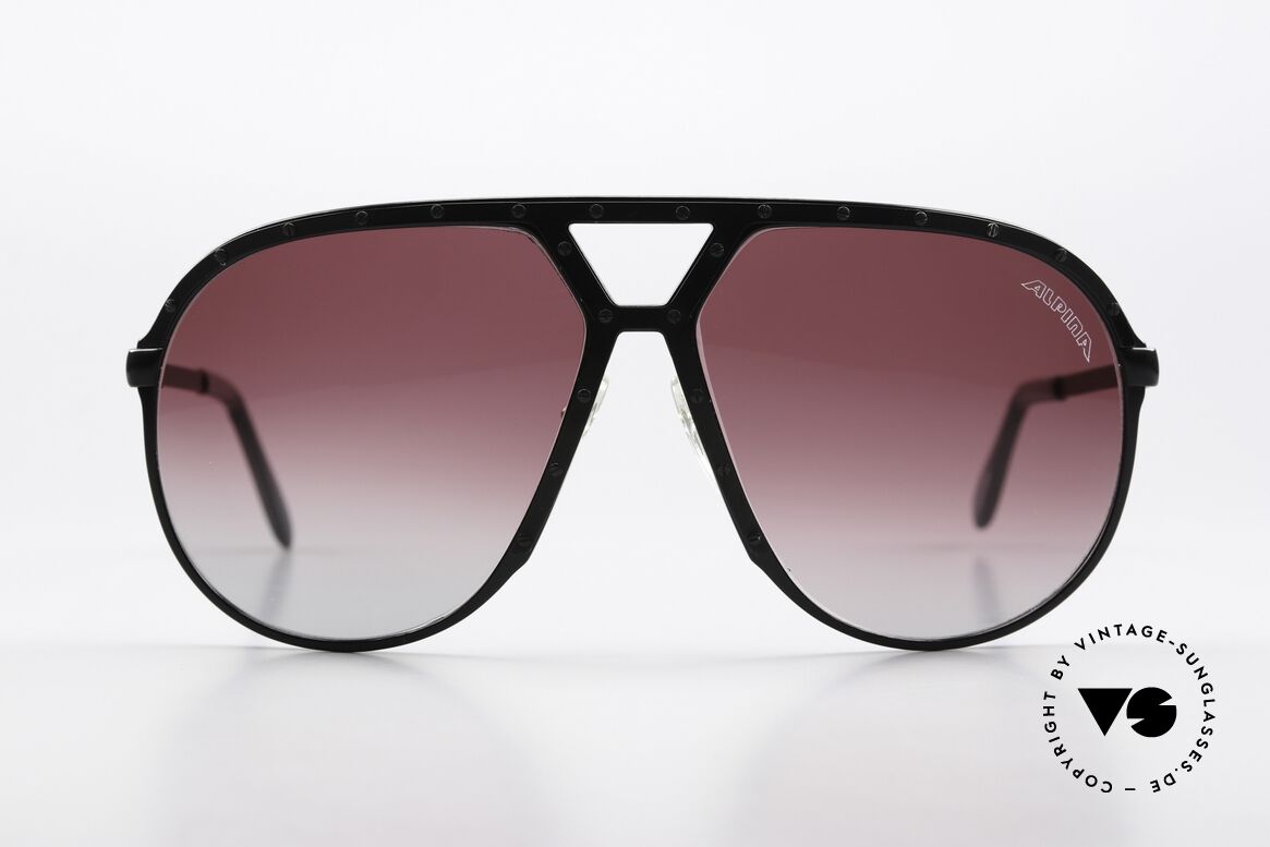 Alpina M1 Kultsonnenbrille Der 80er, komplett schwarzer Rahmen & schwarze Schrauben, Passend für Herren