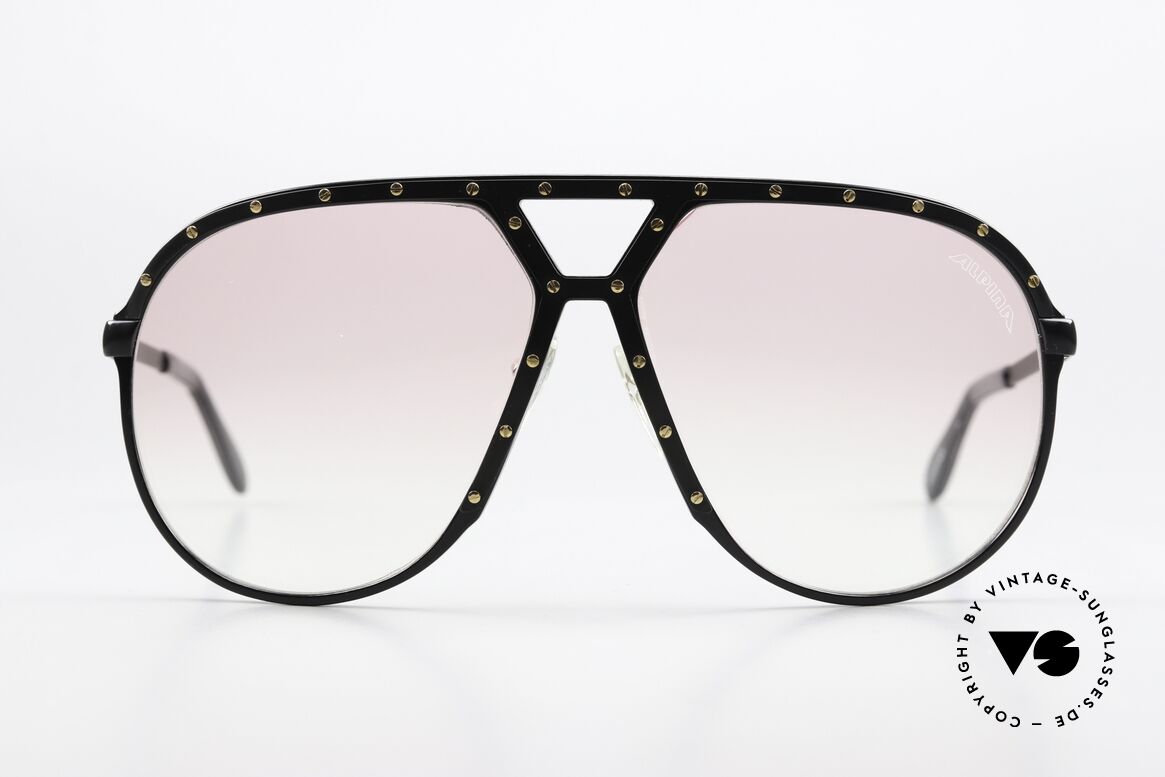 Alpina M1 Seltene Sammler Sonnenbrille, komplett schwarzer Rahmen & goldene Schrauben, Passend für Herren und Damen