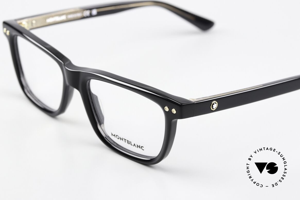 Montblanc MB0322O Brille Eckig Schwarz Vollrand, aber auch als markante Damenbrille ein Hingucker, Passend für Herren und Damen