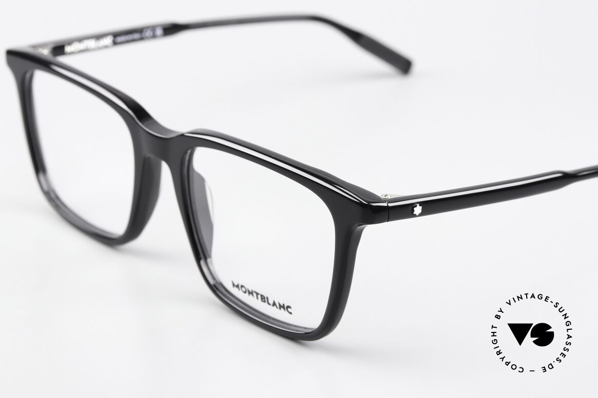 Montblanc MB0011O Brille Large Size In Schwarz, aber auch als markante Damenbrille ein Hingucker, Passend für Herren