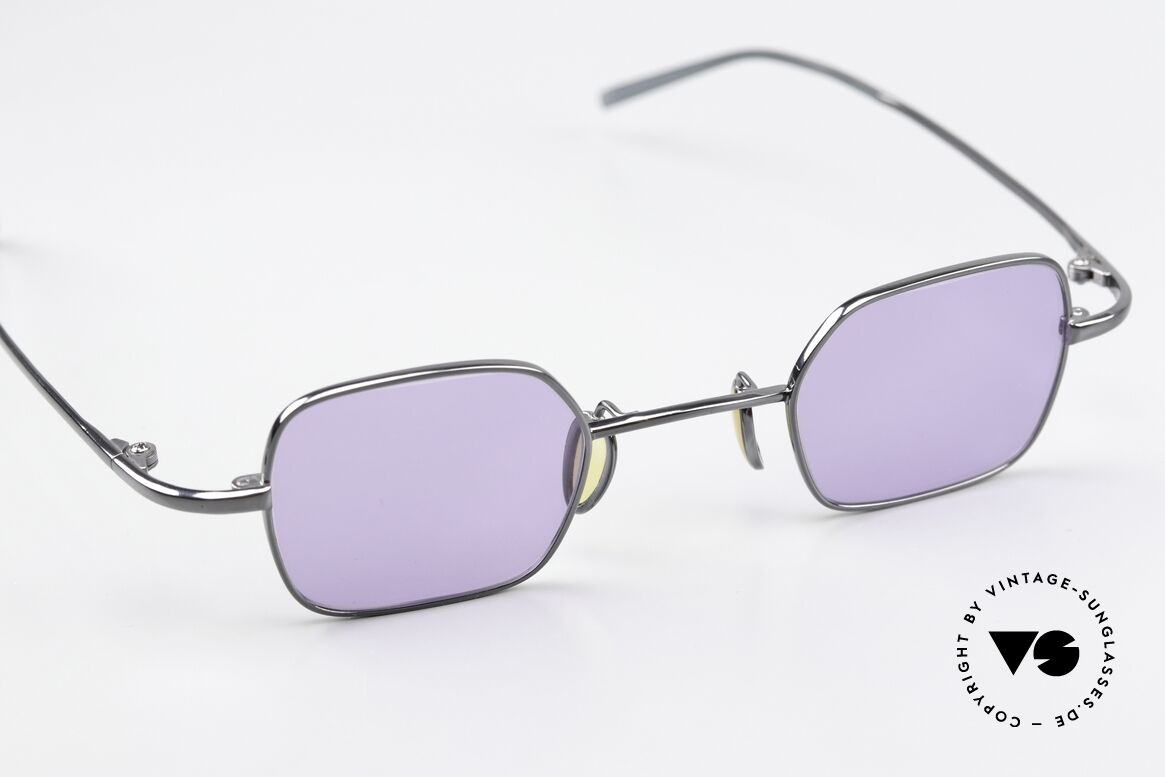 Christian Roth 14004 Pure Titanium Avantgarde, denn die kleine Fassung ist ideal für große Sehstärken, Passend für Herren und Damen