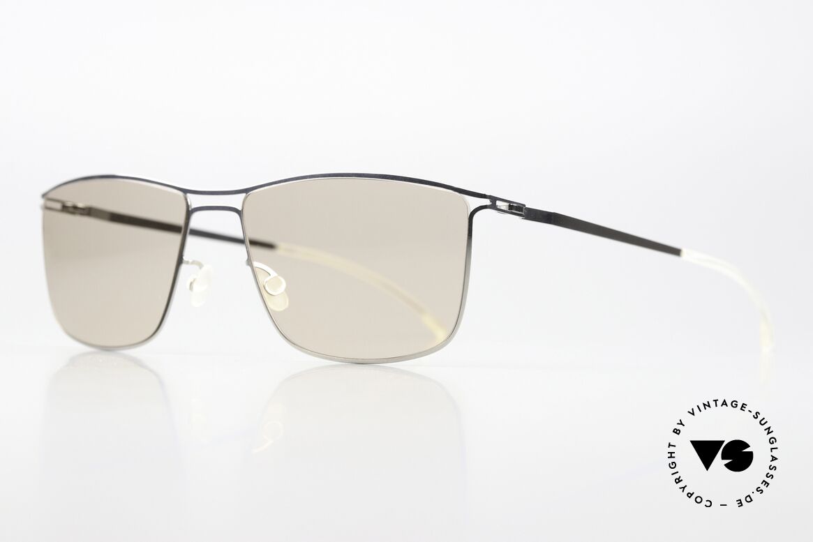 Mykita Berge Hellbraune Sonnengläser, color code 051: shiny silver with soft brown sun lenses, Passend für Herren und Damen