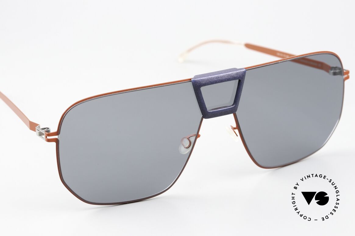 Mykita Mylon Cayenne Coral Red Navy Blue Dark, ungetragenes Modell mit original MYKITA Etui, Passend für Herren und Damen