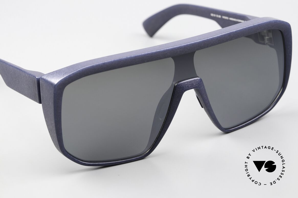 Mykita Mylon Shift Navy Blue Silver Flash Shield, ungetragen; 100% UV Schutz, mit MYKITA Etui, Passend für Herren