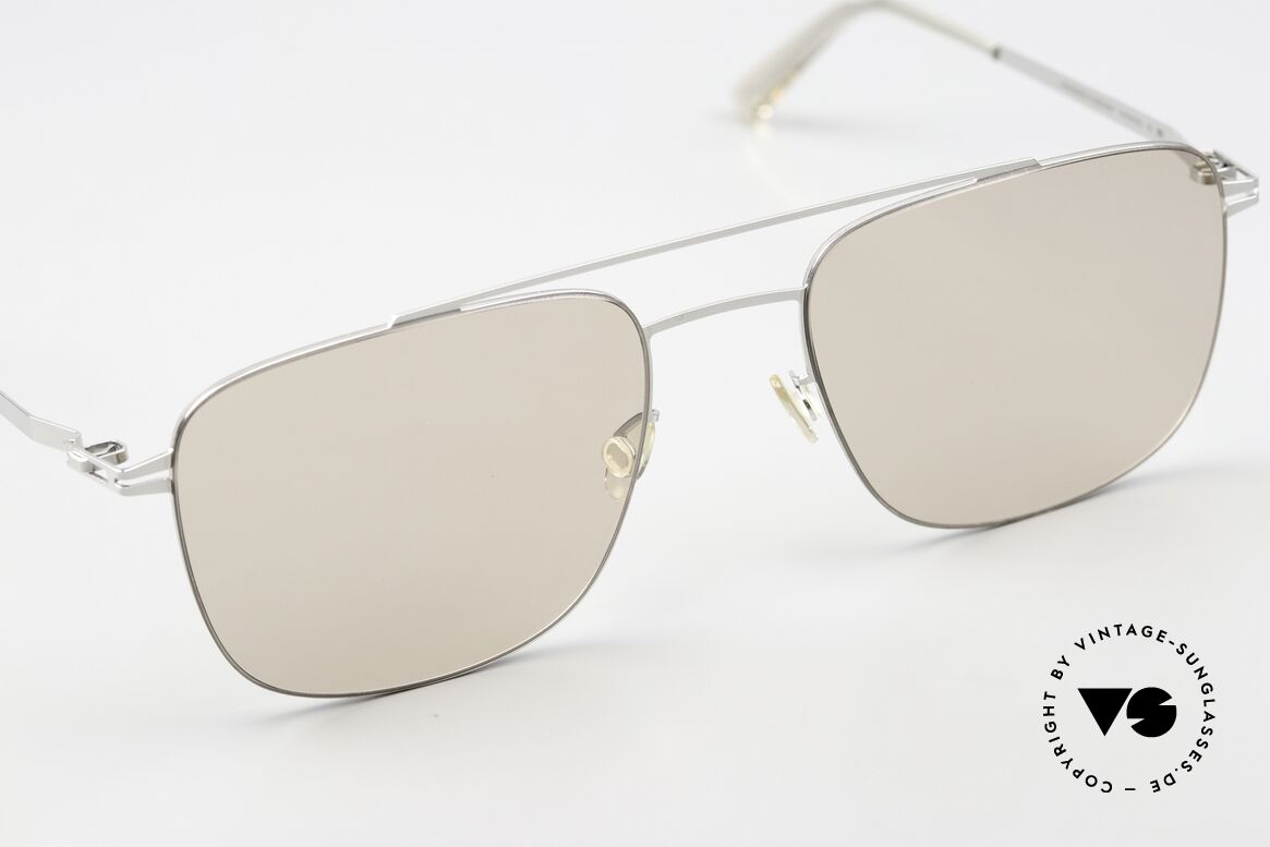 Mykita Yuuto Shiny Silver Soft Brown Solid, ungetragenes Modell mit originalem Etui von Mykita, Passend für Herren