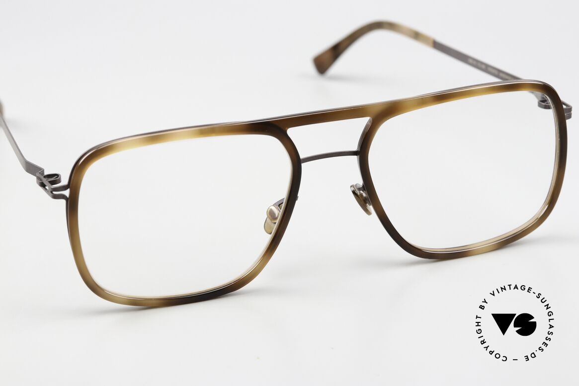 Mykita Elgard Mocca Zanzibar Kolorierung, ungetragenes Modell mit originalem Etui von Mykita, Passend für Herren