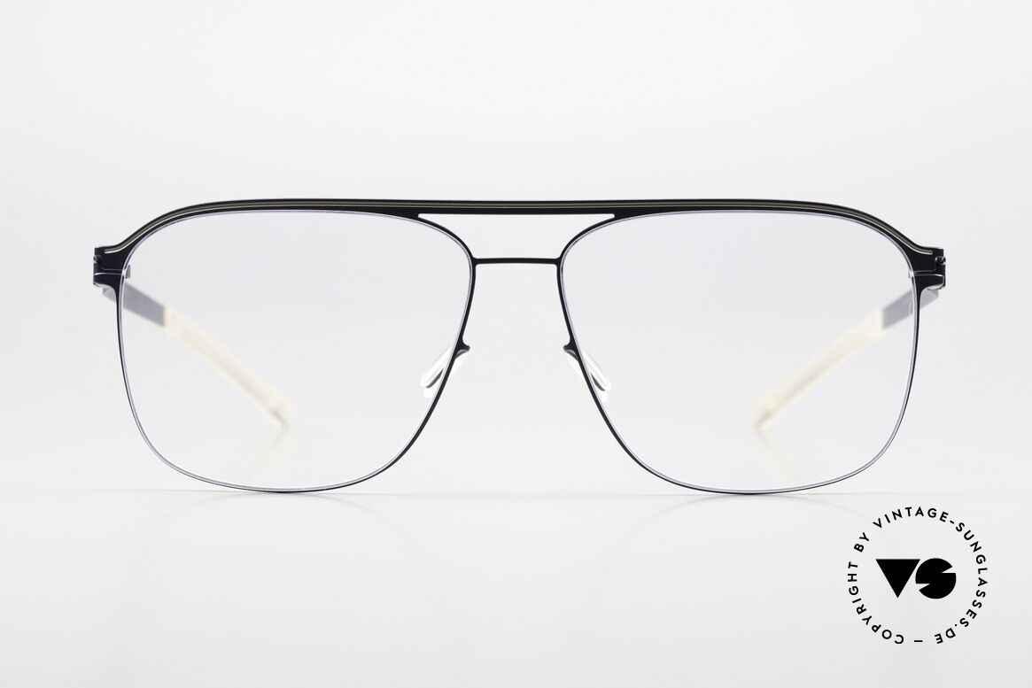 Mykita Adriano Farbcode Navy Dark Sand, eine Herrenbrille der NO1 Collection (2018 gefertigt), Passend für Damen Mykita Adriano Farbcode Navy Dark Sand, eine Herrenbrille der NO1 Collection (2018 gefertigt), Passend für Damen