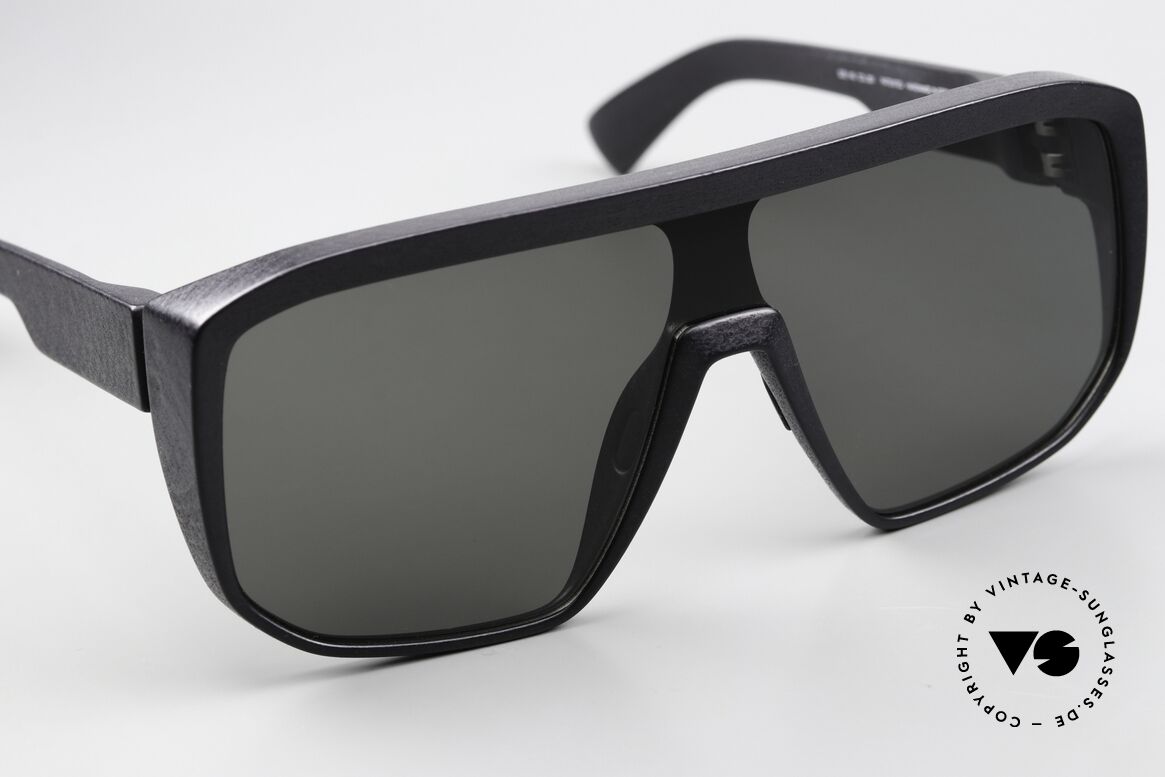 Mykita Mylon Shift High-End Zeiss Sonnengläser, ungetragen; 100% UV Schutz, mit MYKITA Etui, Passend für Herren Mykita Mylon Shift High-End Zeiss Sonnengläser, ungetragen; 100% UV Schutz, mit MYKITA Etui, Passend für Herren