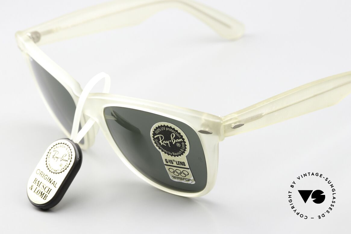 Ray Ban Wayfarer II Smoke Crystal Limited USA, limitierte Edition in smoke crystal mit G-15 Gläsern, Passend für Herren und Damen