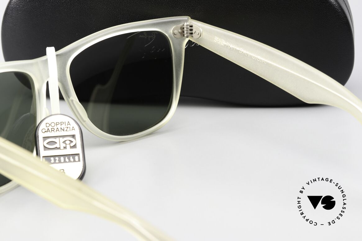 Ray Ban Wayfarer II Smoke Crystal Limited USA, Größe: large, Passend für Herren und Damen